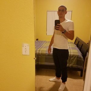 Meet your Posher, Nolan