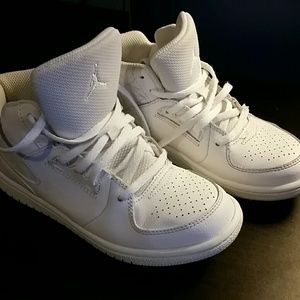 Boys Jordans sneakers
