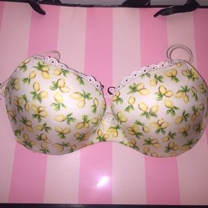 🍋 Lemon pattern Victoria Secret Padded bra🍋