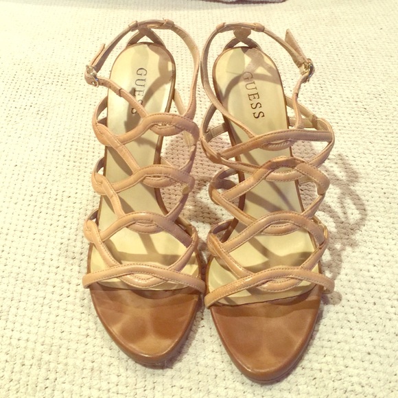 Guess Strappy Caged Sandals in Nude, Size 9.