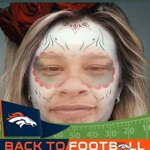 Meet your Posher, Elli