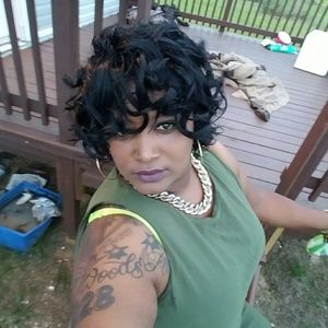 Meet your Posher, Ladonna