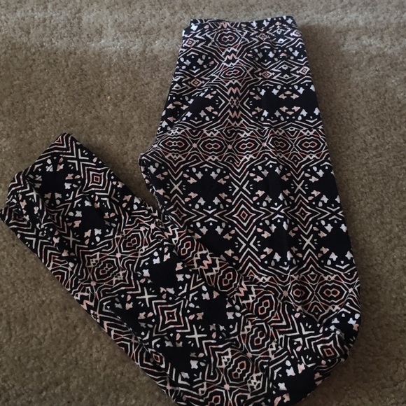 Charlotte Russe (youth large)