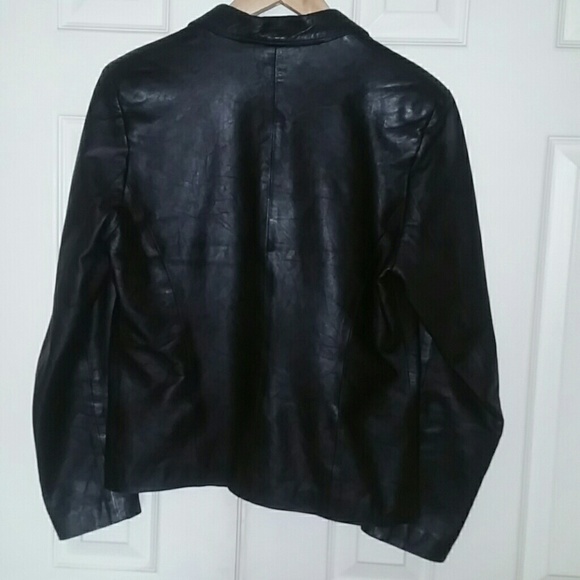 Leather jacket - Picture 2 of 2