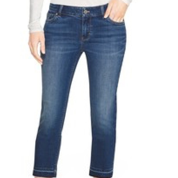 White House jeans skimmer Check sizing for accuracy. WHBM runs big 0P