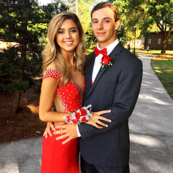 Meet your Posher, Katelyn