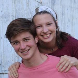 Meet your Posher, Sharon