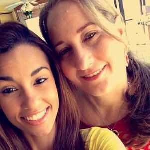 Meet your Posher, Yamilet