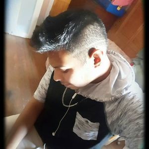 Meet your Posher, Carlos