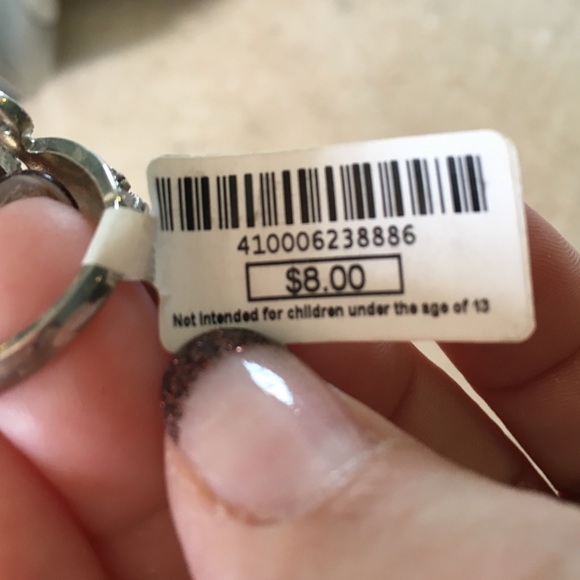 Ring - Picture 4 of 4