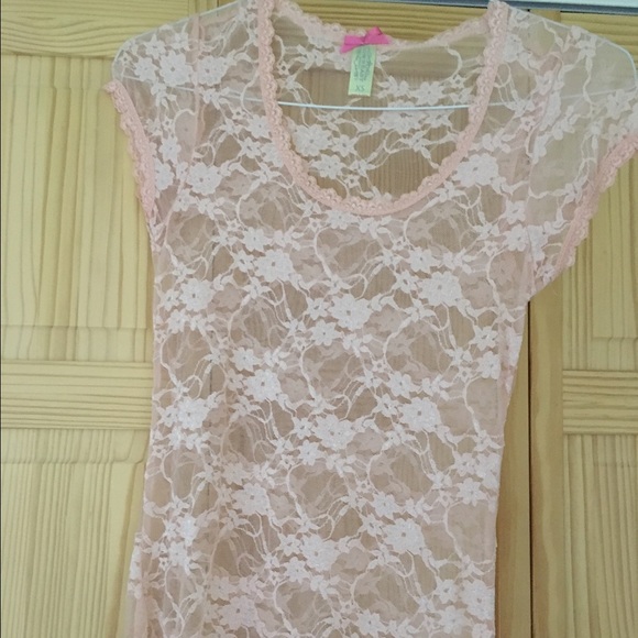 Sheer lace flower t-shirt