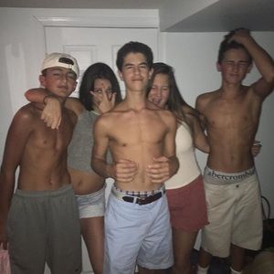 Meet your Posher, Sam