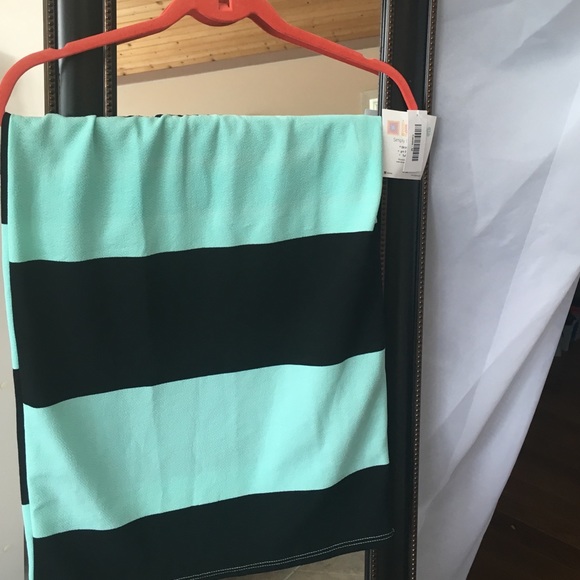LuLaRoe Cassie Skirt