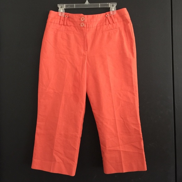 New Direction Capri Pants