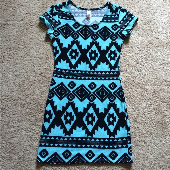 No boundaries Aztec southwestern dress size M