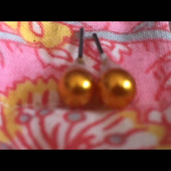 Handmade pearl earrings - Picture 1 of 1