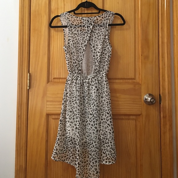 H&M black and white cheetah print dress - Picture 2 of 2