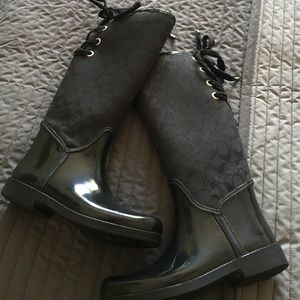 Super Adorable Authentic Coach Rain Boots!!🌂