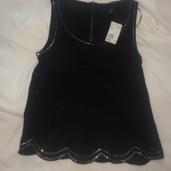 Lightweight dress tank
