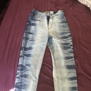 Aphrodite high waisted light wash skinny jeans!