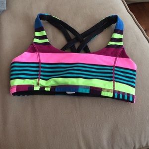 Reversible size 8 black ivivva sports bra