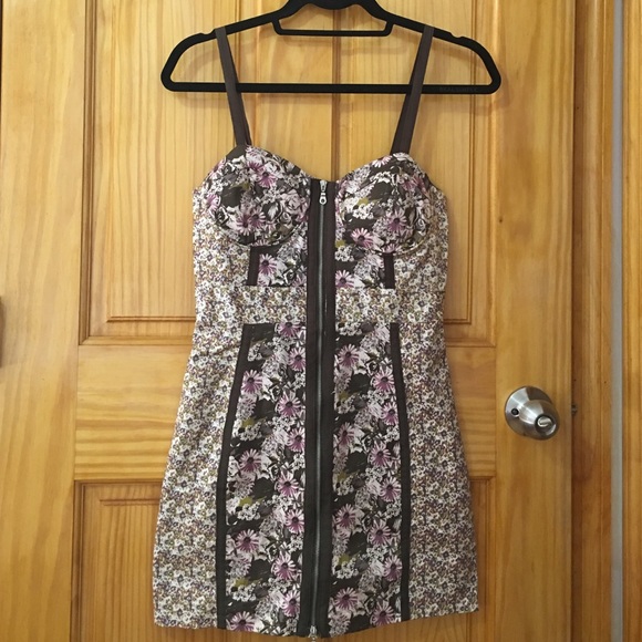 Floral mini dress - Picture 1 of 2