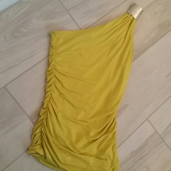 Yellow Asymmetrical Ruched Tank - Picture 3 of 3