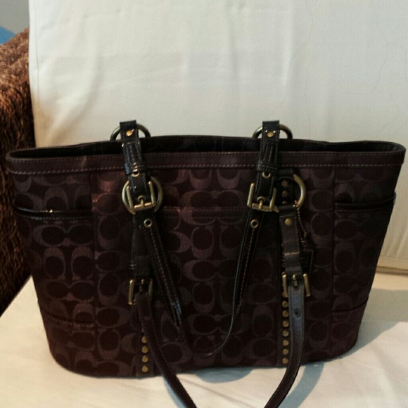 Coach Handbags - Beautiful Coach Bag