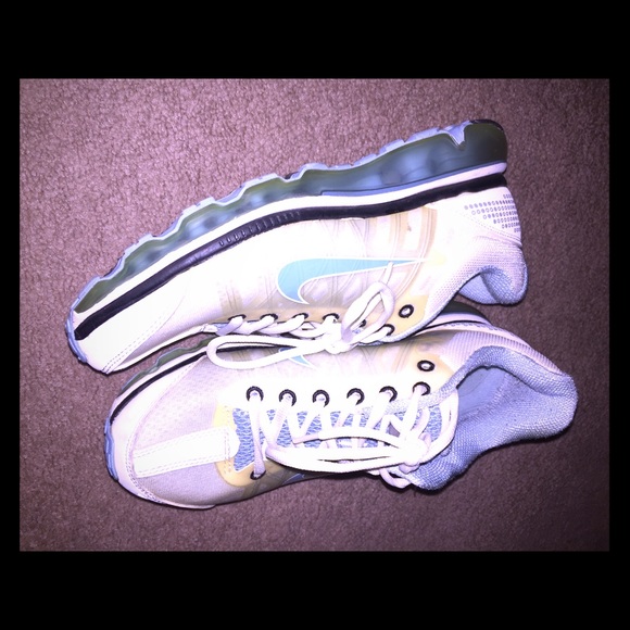 nike air max womens baby blue