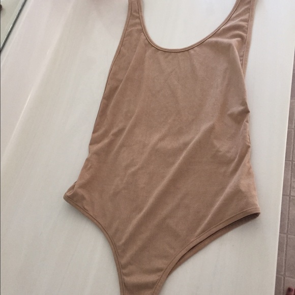 Nude shirt