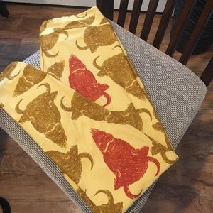 Lularoe TC Buffalo Leggings