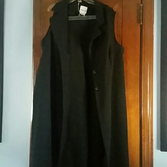 Vest and pants suit