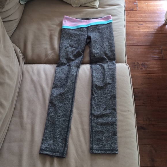Gray and pink ivivva  leggings size 8
