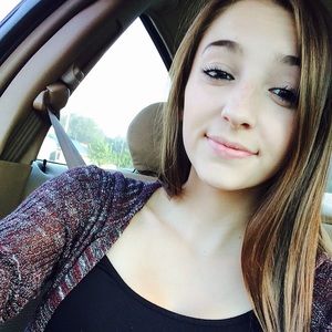 Meet your Posher, April