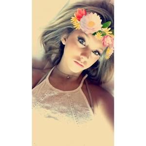 Meet your Posher, Avery