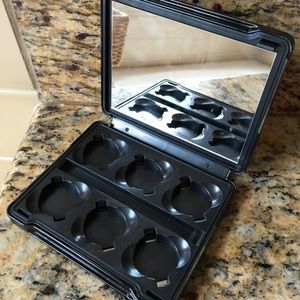 Urban Decay 6 pan eyeshadow palette