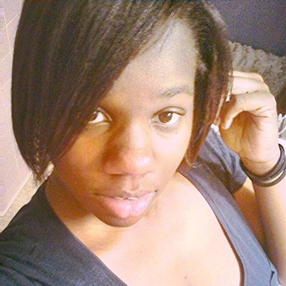 Meet your Posher, Rosanna - Picture 1 of 1