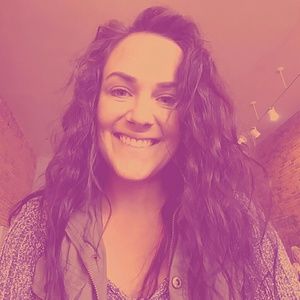 Meet your Posher, Emma