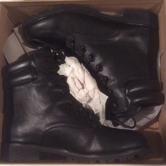 Urban Outfitters Vegan Leather Hiking Combat Boot - Picture 2 of 2