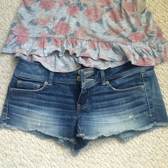 American Eagle jean shorts - Picture 1 of 2