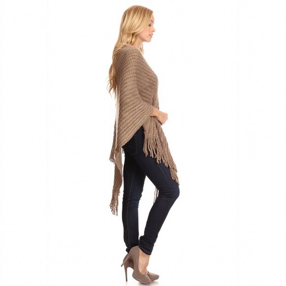 Black Ultra Soft Cable Knit Pull Over Poncho - Picture 3 of 4