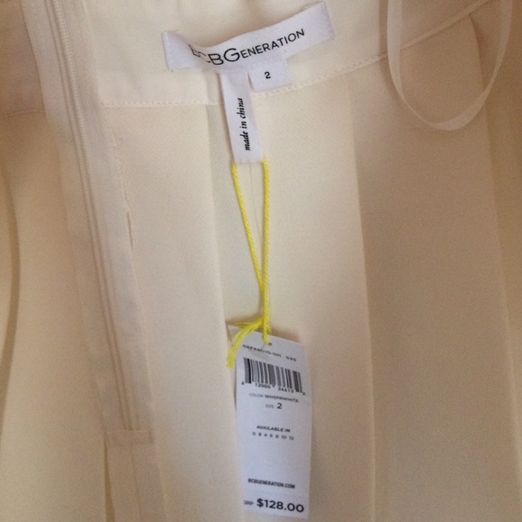 Unique Cream Dress - Picture 4 of 4