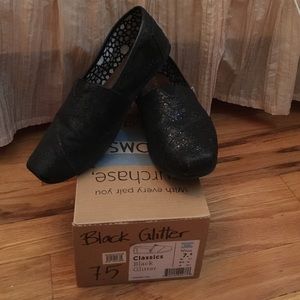 BLACL GLITTER TOMS