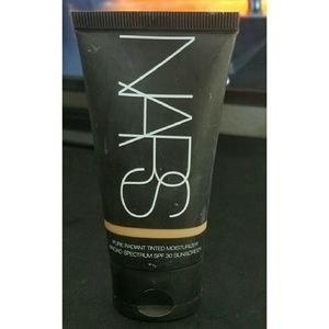 NARS
Pure Radiant Tinted Moisturizer SPF 30 Cuba
