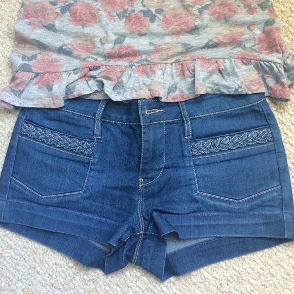 Bullhead jean shorts