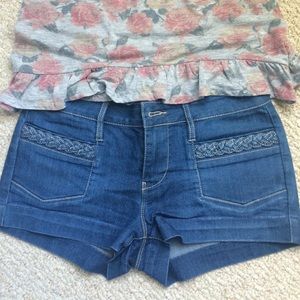 Bullhead jean shorts