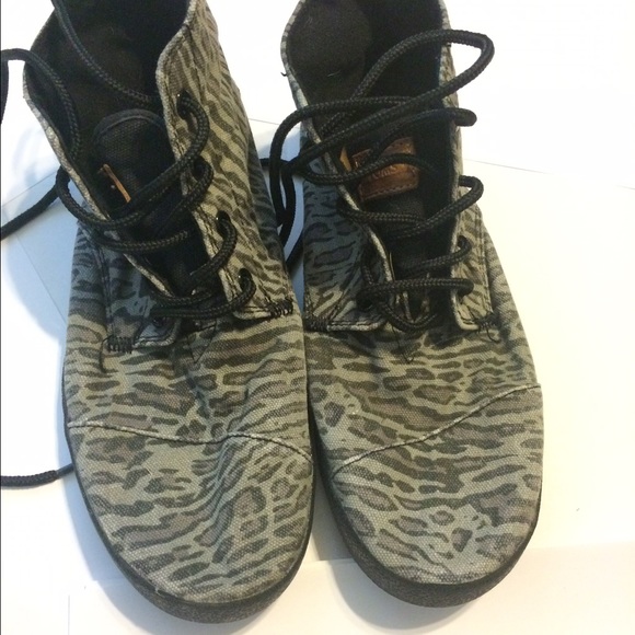 Toms High tops