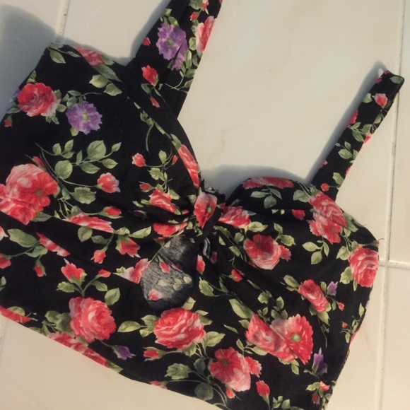 Shop closing! Sales!