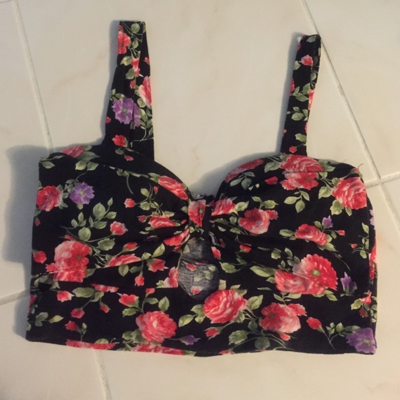 Shop closing! Sales! - Picture 2 of 4