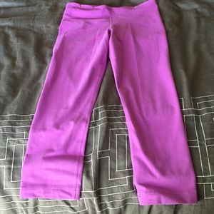 Under armour periwinkle fitted capris